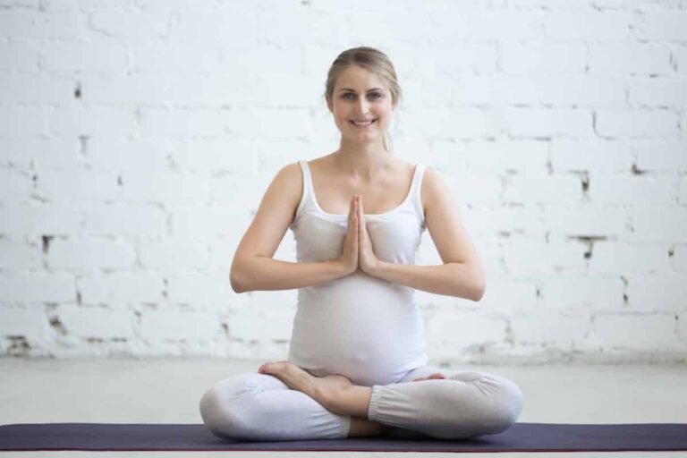 Read more about the article Prenatal & Postpartum Yoga: A 6-week series – Copy